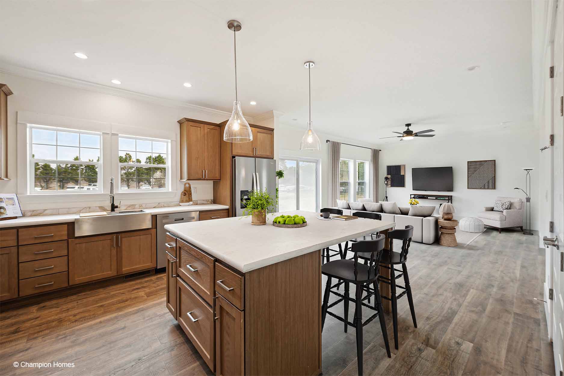 Montgomery 3266 kitchen home features