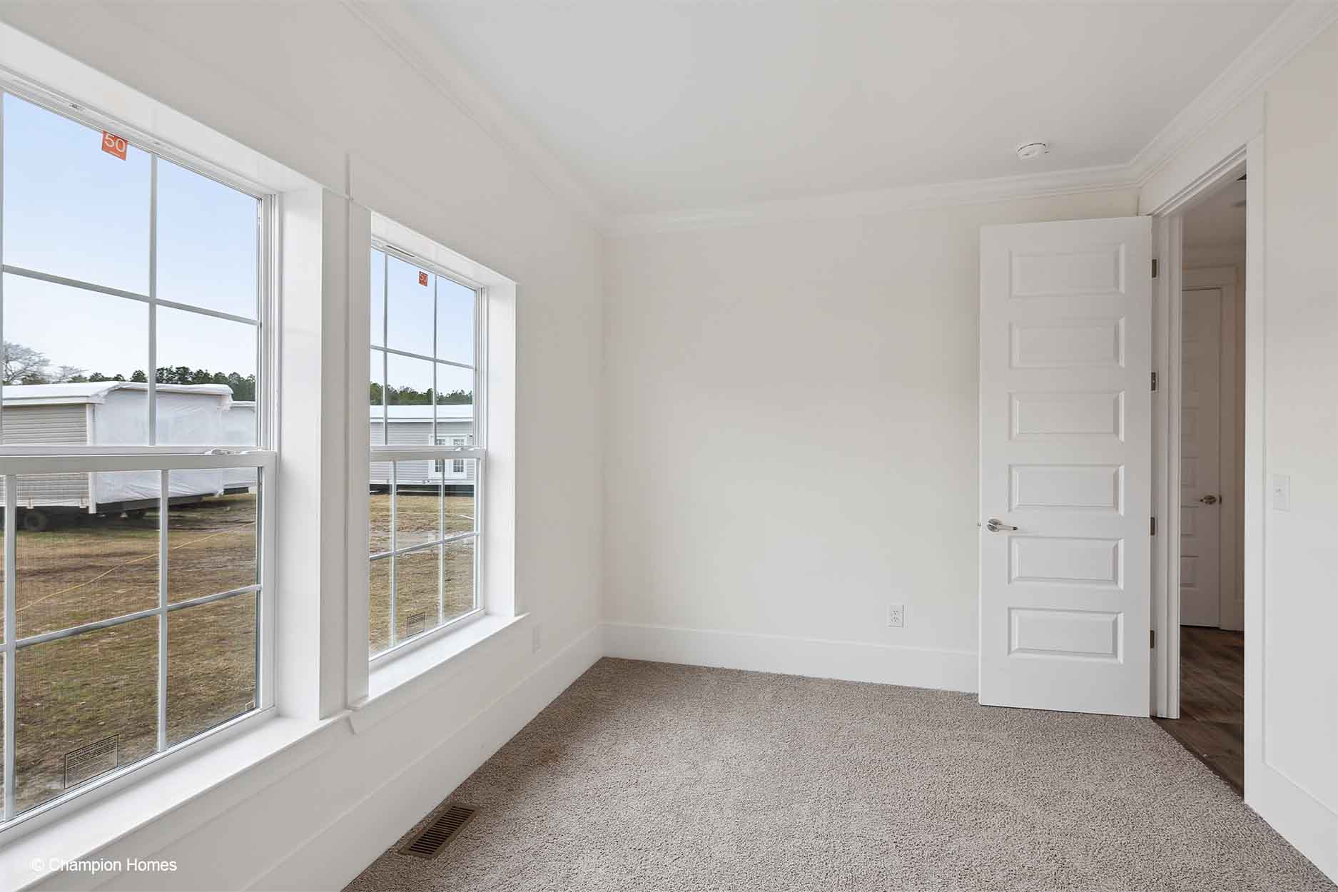 Montgomery 3266 interior home features