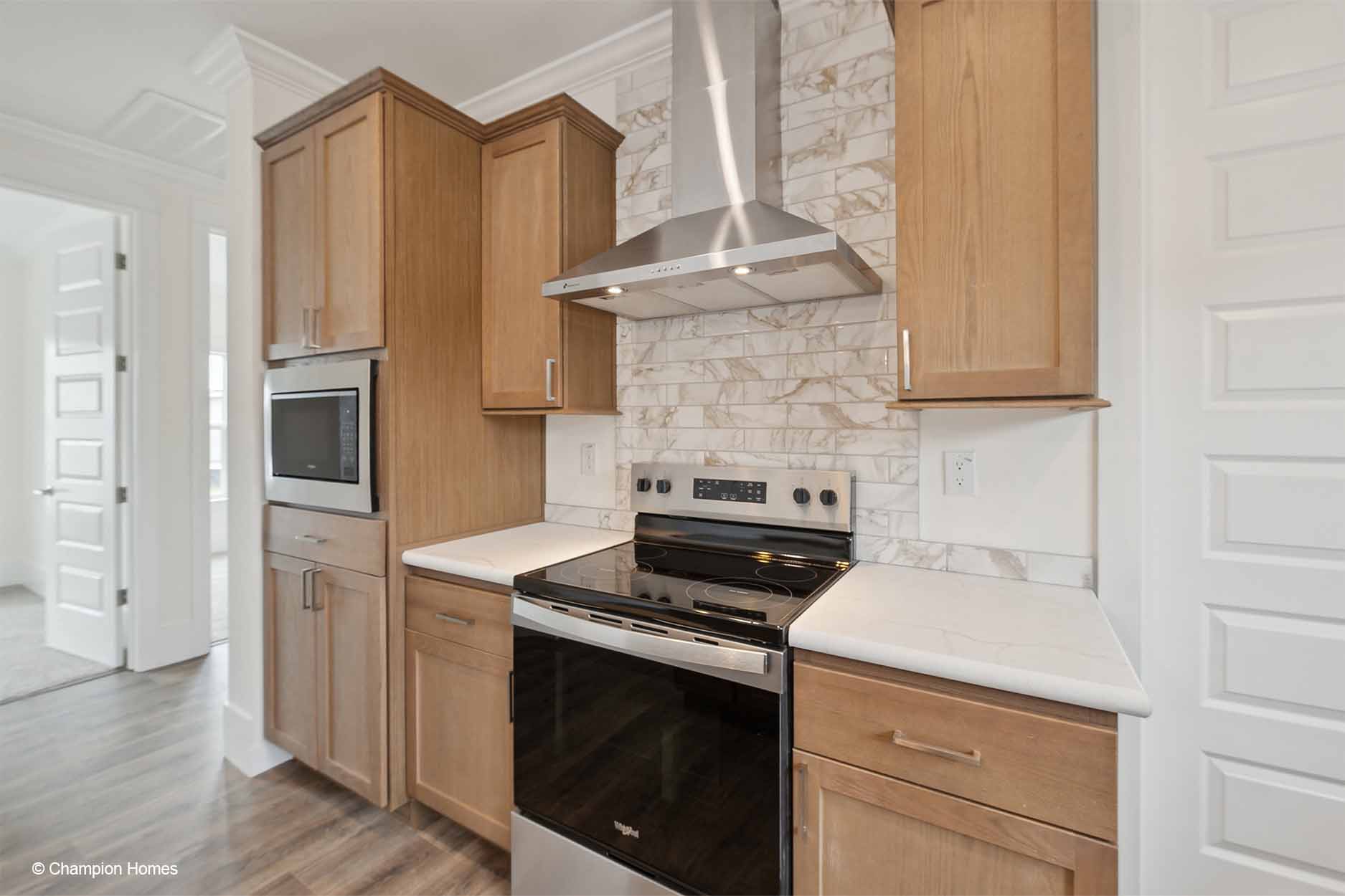 Montgomery 3266 kitchen home features