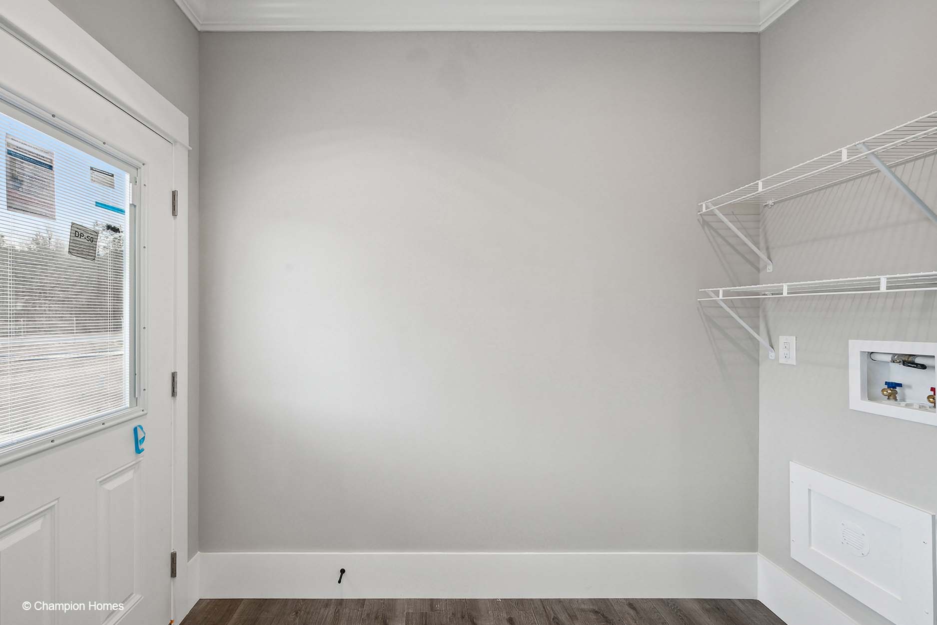 Cameron i 3252-01 interior home features