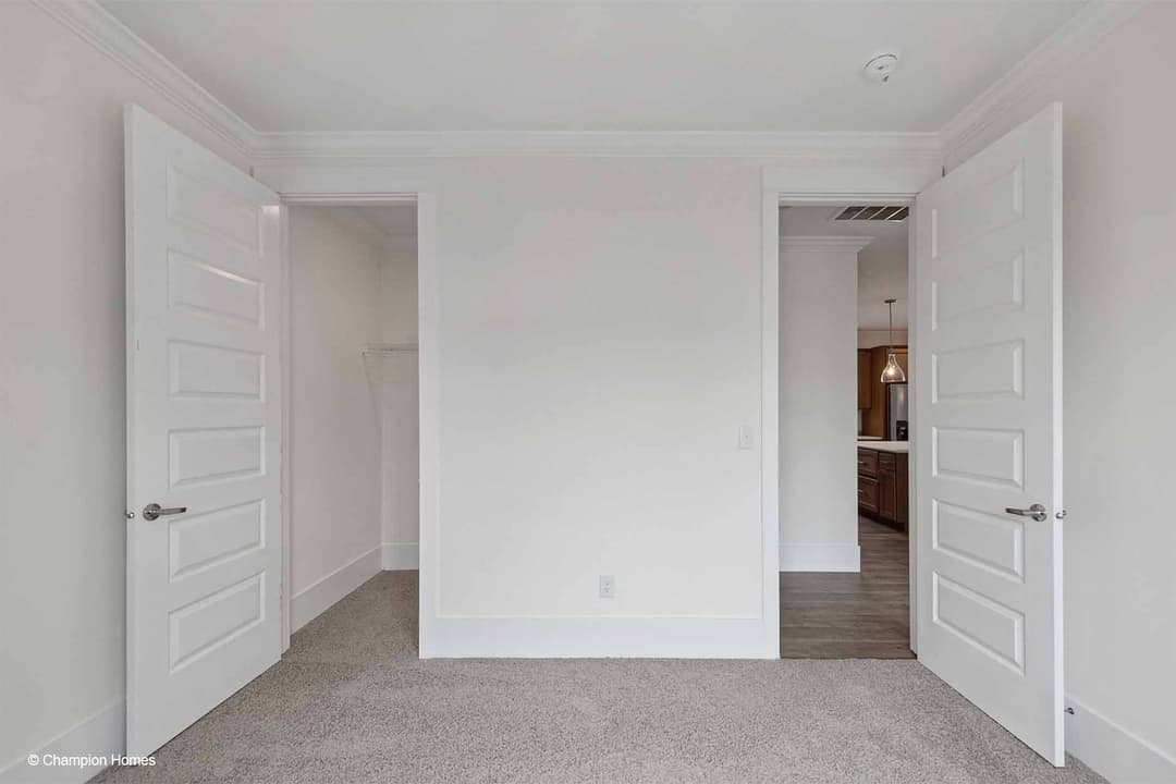 Montgomery 3266 bedroom home features